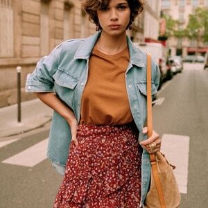Sezane Carolina Skirt in Burgundy Flowers (40/L)